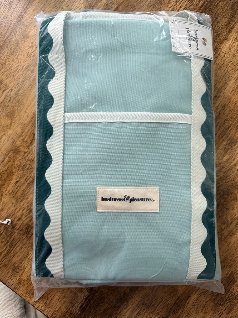 Business & Pleasure Cooler Bag BNWT